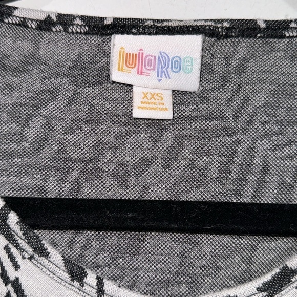 Lularoe Irma shirt black gray tunic high low short sleeve stretch xxs oversized - Picture 2 of 3
